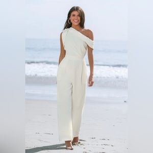 Cupshe White Jumpsuit - Small (still in original packaging)